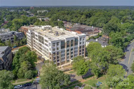 The Regent at Eastover by The Lutgert Companies in Charlotte - photo 3 3