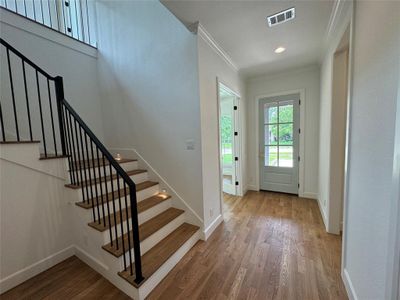 New construction Single-Family house 9042 Leaside Drive, Dallas, TX 75238 - photo 2 2
