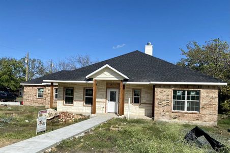 New construction Single-Family house 1601 Harper Street, Kaufman, TX 75142 - photo 1 1