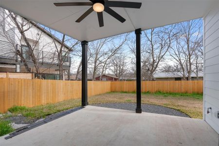 New construction Condo/Apt house 5601 Manor Rd, Unit B, Austin, TX 78723 - photo 23 23