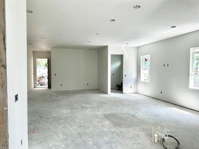 New construction Single-Family house 2506 W South Avenue, Tampa, FL 33614 - photo 4 4