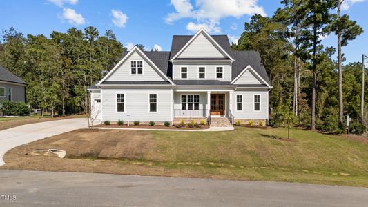 New construction Single-Family house 825 Crimson Rdg Trail, Fuquay Varina, NC 27526 - photo 0