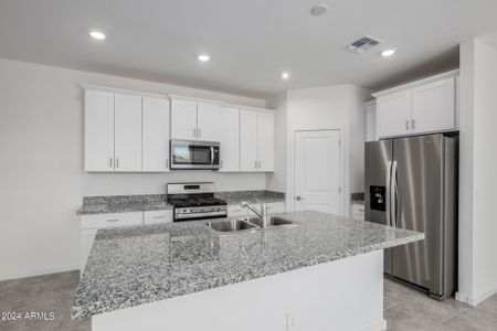 New construction Single-Family house 8821 W Albeniz Place, Tolleson, AZ 85353 Everett- photo 8 8
