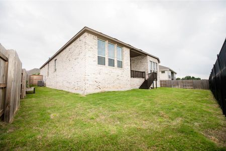 New construction Single-Family house 125 Independence Dr, Kyle, TX 78640 Classic Series - Yale- photo 18 18
