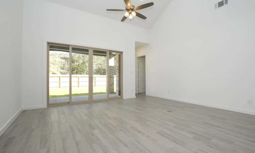 New construction Single-Family house  691 Sunforest Lane, New Braunfels, TX 78130 - photo 11 11