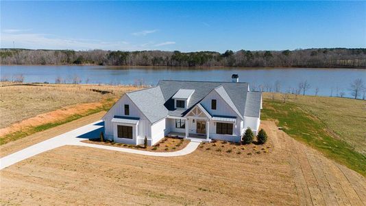 New construction Single-Family house 1122 Lake Varner Drive, Covington, GA 30014 - photo 31 31