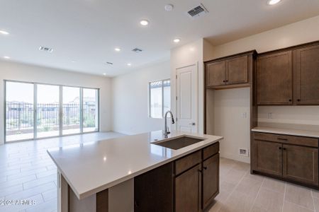 New construction Single-Family house 4495 N 203Rd Avenue, Buckeye, AZ 85396 - photo 12 12