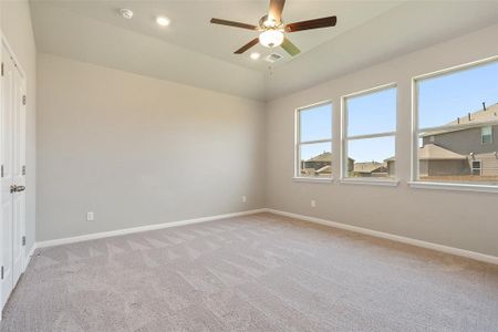 New construction Single-Family house 108 Landry Cove, Georgetown, TX 78628 - photo 22 22