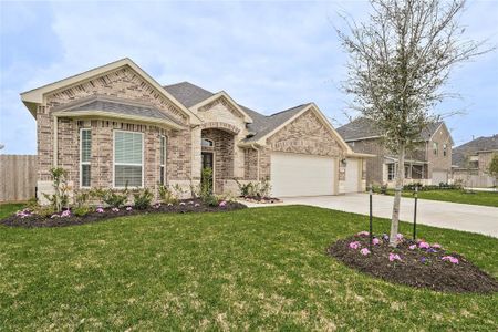 New construction Single-Family house 12002 Champions Forest Drive, Mont Belvieu, TX 77535 - photo 0 0