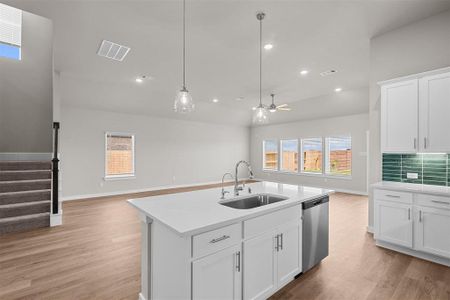 New construction Single-Family house 8626 Jetty Glen Drive, Cypress, TX 77433 Livingston - Smart Series- photo 6 6