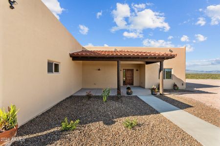 New construction Single-Family house 4950 Black Mountain Road, Wickenburg, AZ 85390 - photo 38 38