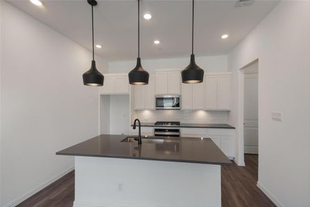 New construction Single-Family house 4324 Henderson Avenue, North Richland Hills, TX 76180 - photo 4 4