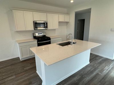 New construction Single-Family house 5088 Marcasca Drive, Katy, TX 77493 Plan E30C- photo 2 2