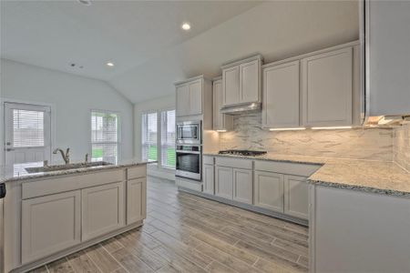 New construction Single-Family house 12002 Champions Forest Drive, Mont Belvieu, TX 77535 - photo 8 8
