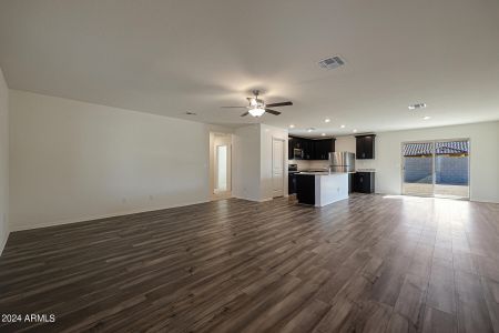 New construction Single-Family house 294 E Ridgeview Trail, Casa Grande, AZ 85122 - photo 2 2