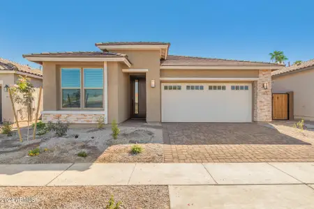 New construction Single-Family house 515 E Spirit Trail, Phoenix, AZ 85042 - photo 0