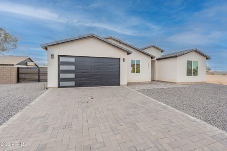 New construction Single-Family house 9391 W Madero Drive, Arizona City, AZ 85123 - photo 0 0