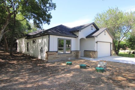 New construction Single-Family house 8123 Old Austin Rd, Selma, TX 78154 - photo 1 1