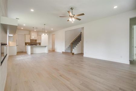 New construction Single-Family house 145 Paxton Circle, Arlington, TX 76013 Lockhart- photo 18 18