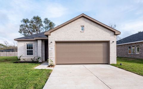 New construction Single-Family house 228 Mossy Meadow, West Columbia, TX 77486 Comal- photo 1 1