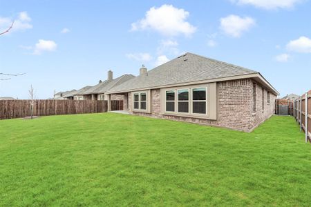 New construction Single-Family house 217 Resting Place Road, Waxahachie, TX 75165 Caraway- photo 37 37