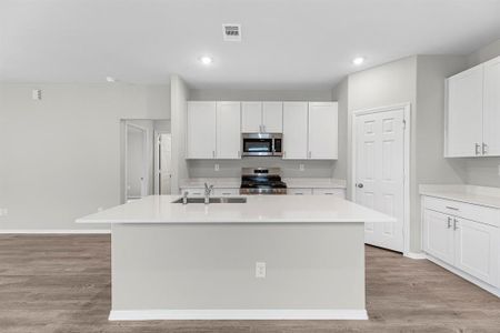 New construction Single-Family house 2019 Brixham Bluff, Spring, TX 77373 RC Mitchell- photo 5 5