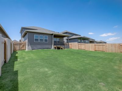 New construction Single-Family house 1520 Homestead Farms Drive, Round Rock, TX 78665 - photo 29 29