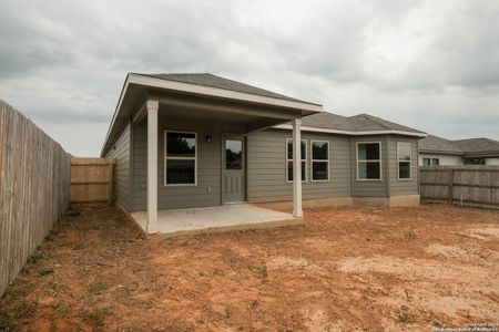 New construction Single-Family house 608 Cypress Arbor, Seguin, TX 78155 Pizarro- photo 9 9