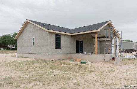 New construction Single-Family house 22815 Copper Canyon Dr, Elmendorf, TX 78112 - photo 13 13