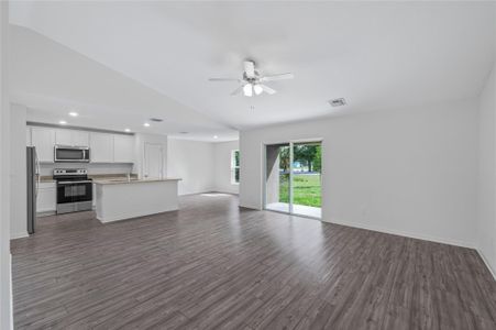 New construction Single-Family house 3672 Southwest Pisano Street, Port Saint Lucie, FL 34953 - photo 9 9
