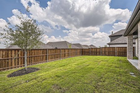 New construction Single-Family house 128 Tierra Blanca Lane, Rhome, TX 76078 Plan 1520- photo 25 25