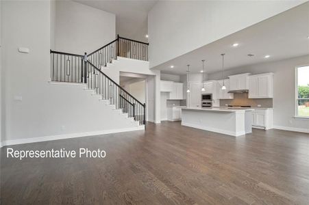 New construction Single-Family house 3918 Timberview Street, Midlothian, TX 76065 Classic Series - Cornell- photo 8 8