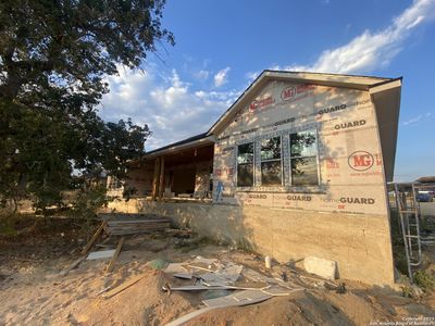 New construction Single-Family house 405 Shady Ln, La Vernia, TX 78121 - photo 13 13