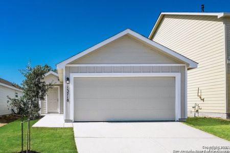 New construction Single-Family house 6925 Biotite Ridge, San Antonio, TX 78223 Trenton - photo 0