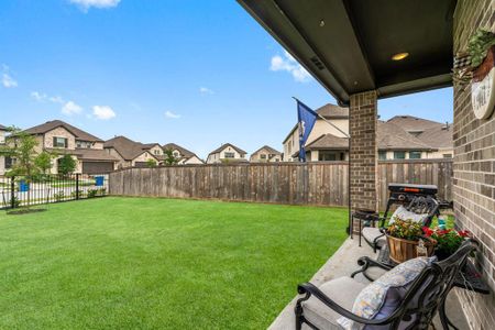 New construction Single-Family house 18438 Mesquite Flats Trail, Cypress, TX 77433 - photo 34 34