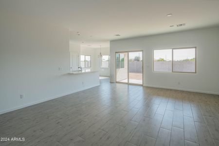 New construction Single-Family house 8584 W Ginger Trail, Casa Grande, AZ 85194 - photo 9 9