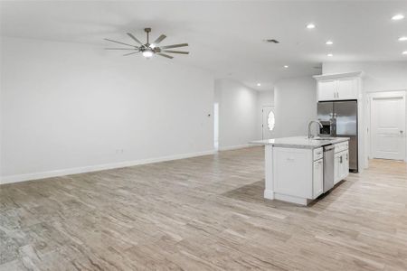 New construction Single-Family house 5745 River Bluff Drive, New Port Richey, FL 34652 - photo 14 14