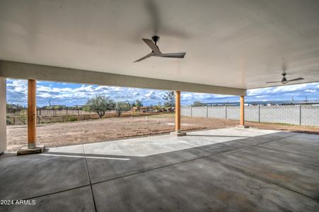 New construction Single-Family house 29318 N 163Rd Drive, Surprise, AZ 85387 - photo 15 15