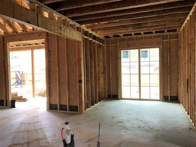 New construction Single-Family house 810 Cherry Laurel Lane, Arlington, TX 76012 - photo 5 5