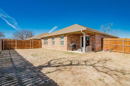 New construction Single-Family house 940 Ben Drive, Springtown, TX 76082 Covington- photo 31 31