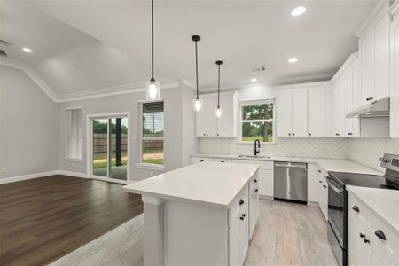 New construction Single-Family house 539 Hollyhock Street, Prairie View, TX 77484 - photo 7 7
