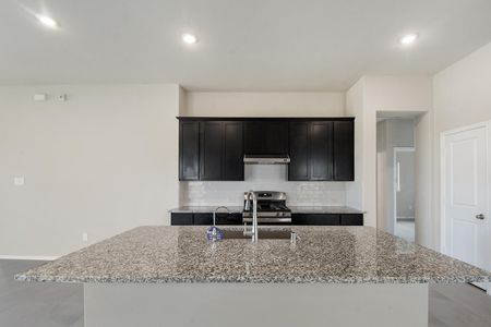 New construction Single-Family house 42574 Summer Crest Rd, Magnolia, TX 77354 Groves- photo 5 5