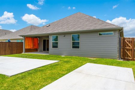 New construction Single-Family house 3324 Chasemoor Drive, Denton, TX 76207 - photo 22 22