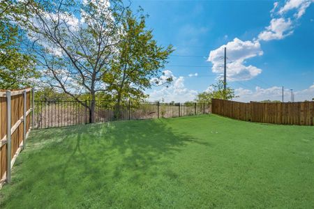 New construction Single-Family house 343 Preston Road, Mabank, TX 75147 - photo 10 10