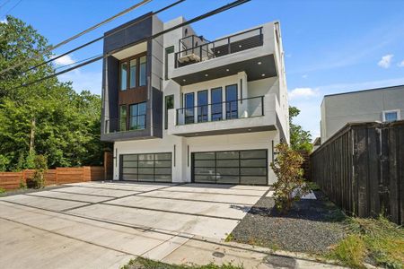 New construction Townhouse house 809 Bayonne Street, Dallas, TX 75212 - photo 1 1