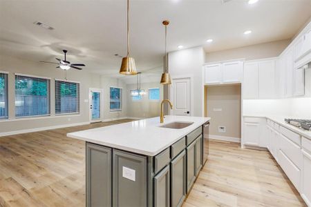 New construction Single-Family house 29611 Conifer Street, Tomball, TX 77375 The Pressler- photo 5 5