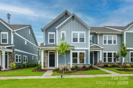 New construction Townhouse house 10215 Mamillion Drive, Huntersville, NC 28078 The Gardengate- photo 1 1