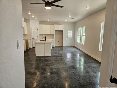New construction Single-Family house 3615 Western Skies, Spring Branch, TX 78070 - photo 12 12