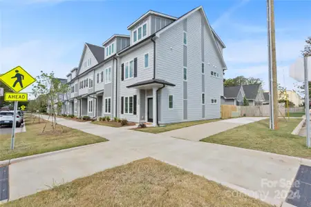 New construction Townhouse house 206 Freeland Lane, Charlotte, NC 28217 - photo 0