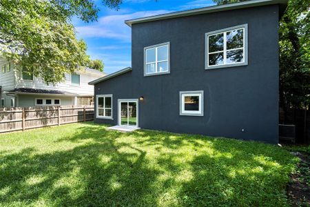 New construction Single-Family house 3613 Munson St, Austin, TX 78721 - photo 34 34